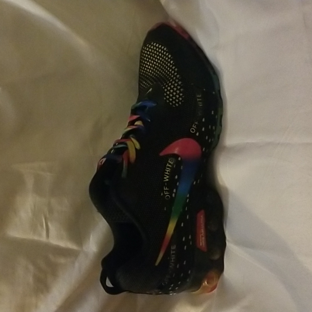 Women’s Nike Air Max 1915 size 8.5